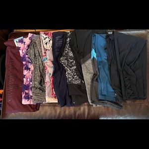 9 pairs of xl workout leggings